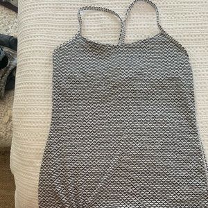 Lululemon top
